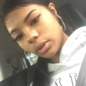 Meet your Posher, Darcie-ann